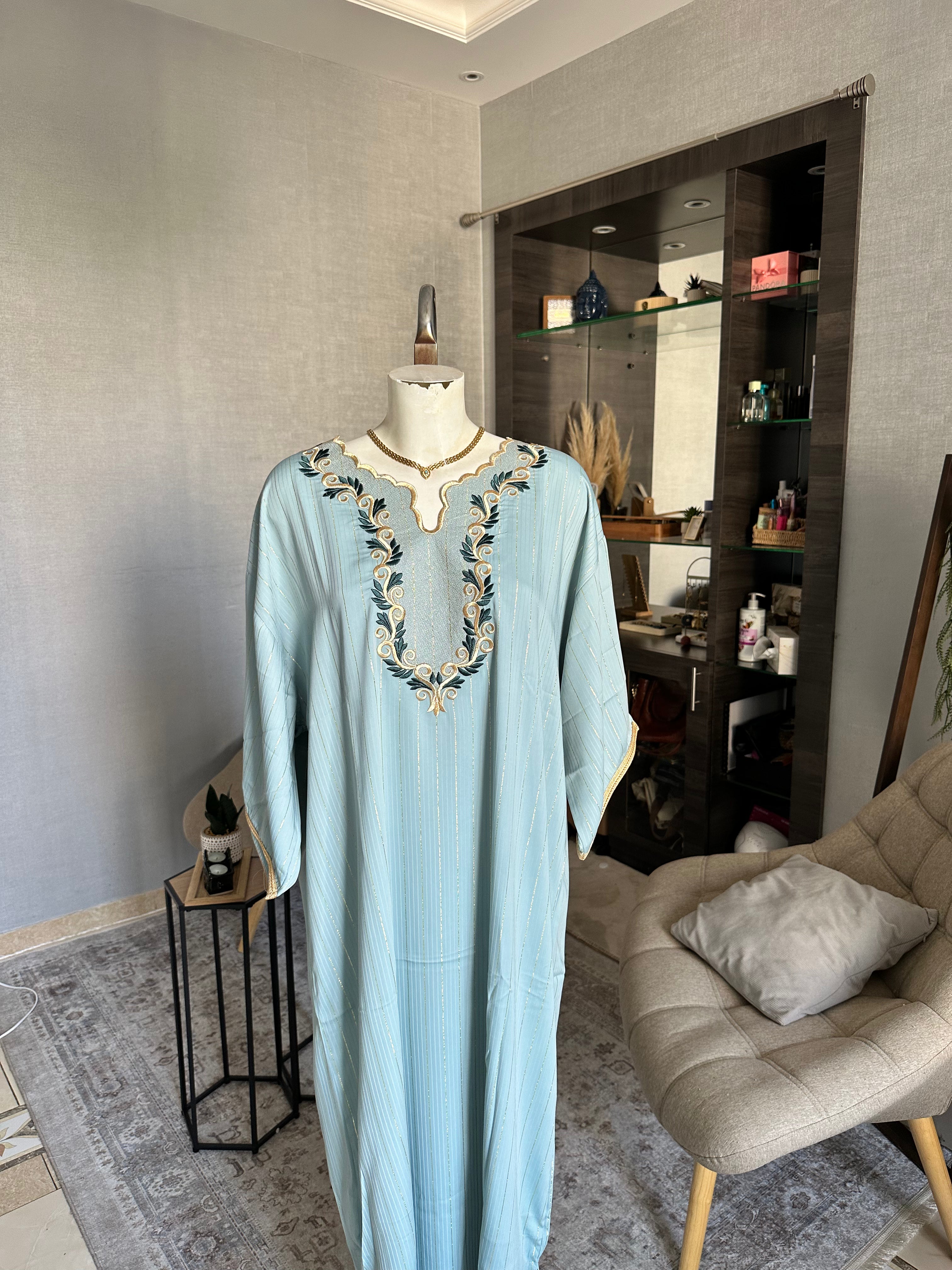 Caftan Marocain col brodé